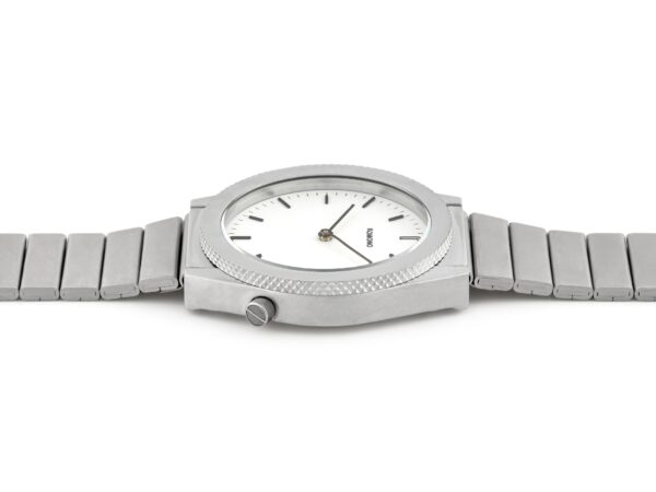 KOM_W4400-RaySolidSilver-LOW.jpg Ray Solid Silver